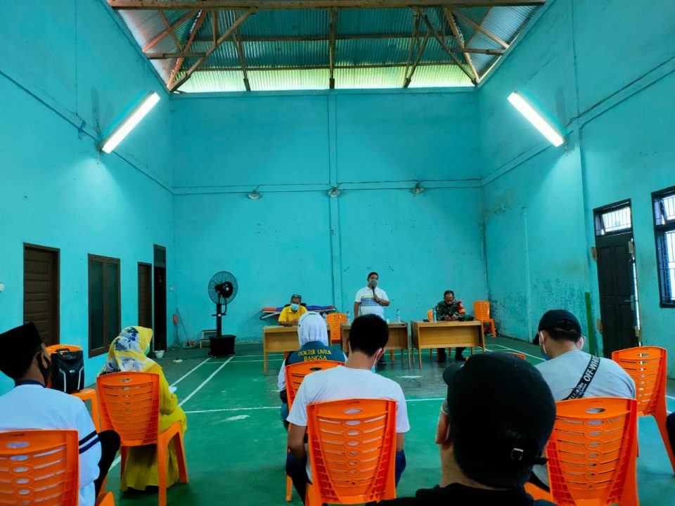 Kepala Desa (Kades) Tarai Bangun, Kecamatan Tambang, Andra Maistar, S.Sos mengingat kepada warga Tarai Bangun agar tetap mematuhi Protokol Kesehatan (Prokes)