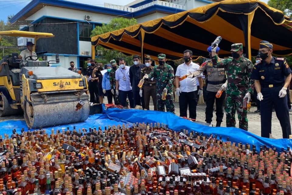 Bea Cukai Musnahkan Barang Sitaan Bernilai Rp 5,4 Miliar