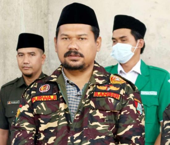 Ketua GP Ansor Riau Purwaji