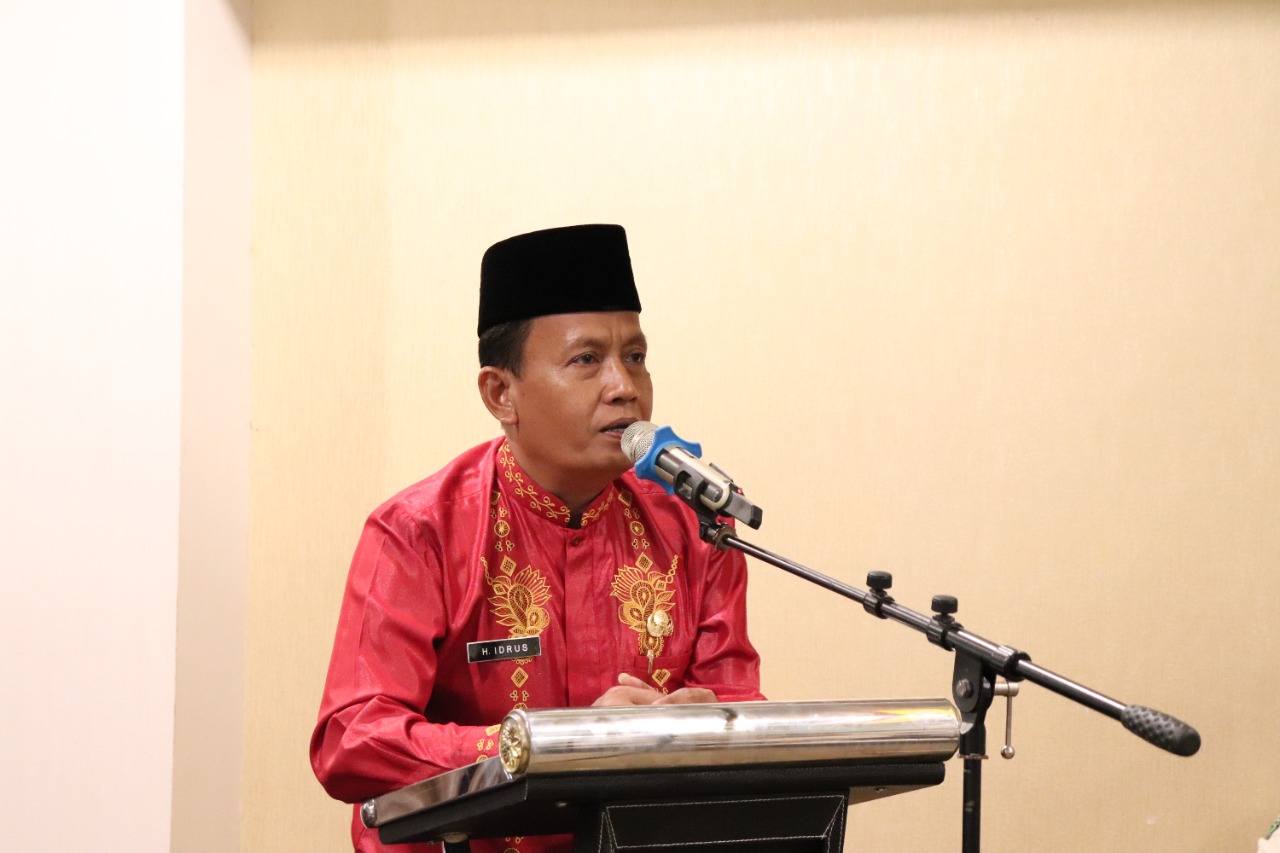 Kepala Dinsos Kota Pekanbaru Dr. H. Idrus, S.Ag, M.Ag