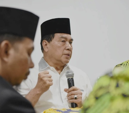 Anggota DPR RI Komisi VIII, Achmad bersilaturahmi dengan pengurus DMI Riau.
