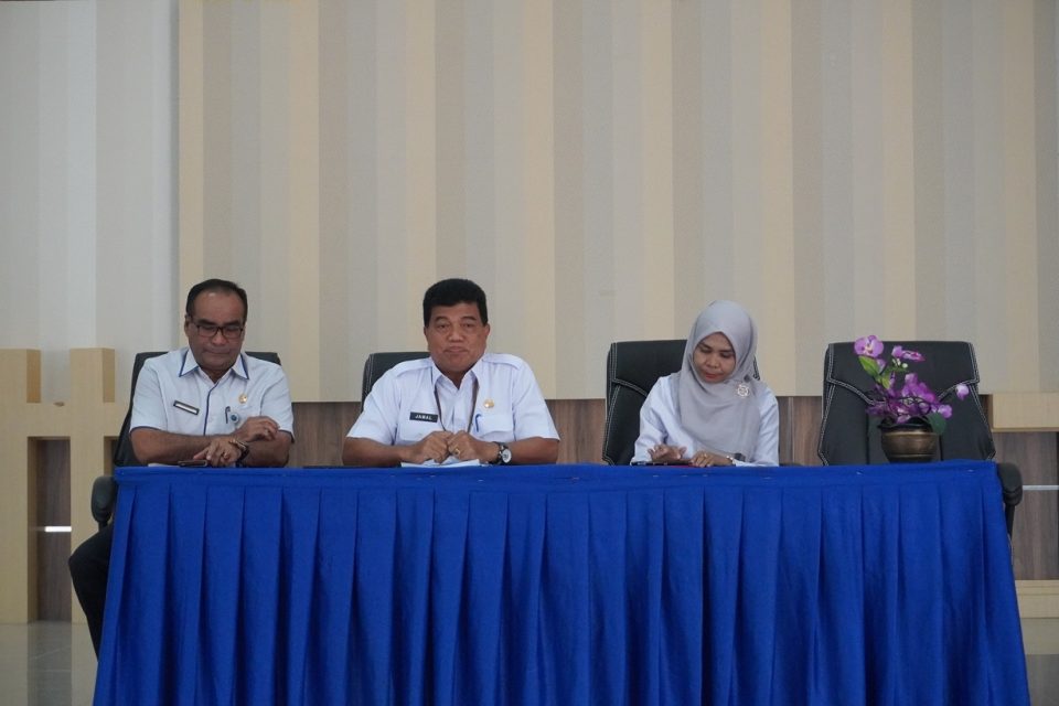 Kadisdik Gelar Silaturahmi bersama Pengawas dan Penilik SD & TK/PAUD se-Kota Pekanbaru