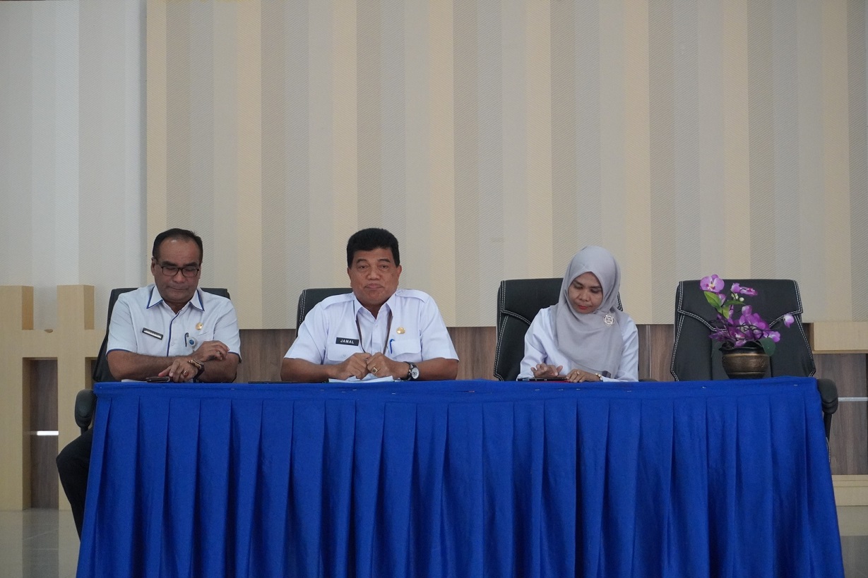 Kadisdik Gelar Silaturahmi bersama Pengawas dan Penilik SD & TK/PAUD se-Kota Pekanbaru