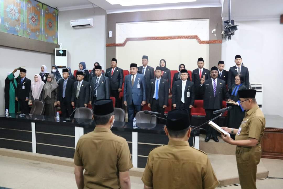 Kepala BKPSDM Hadiri Pelantikan 23 Pejabat Dilingkungan Pemko Pekanbaru yang Dipimpin Pj Walikota